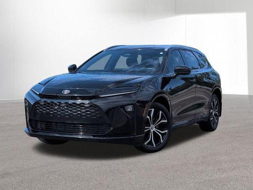 2025 Toyota Crown Signia XLE
