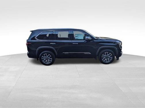 2025 Toyota Sequoia Base