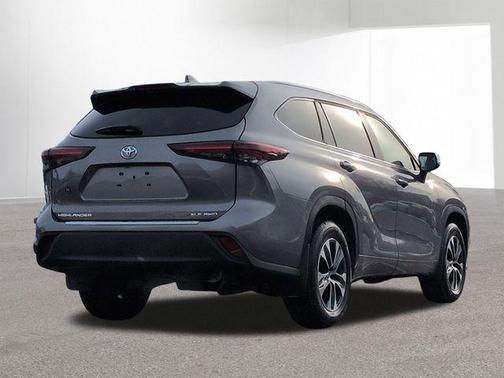 2026 Toyota Highlander XLE