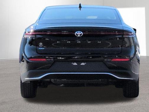 2023 Toyota Crown XLE