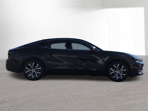 2023 Toyota Crown XLE