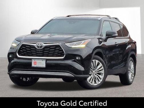 Midnight Black Metallic 2026 Toyota Highlander Hybrid Platinum