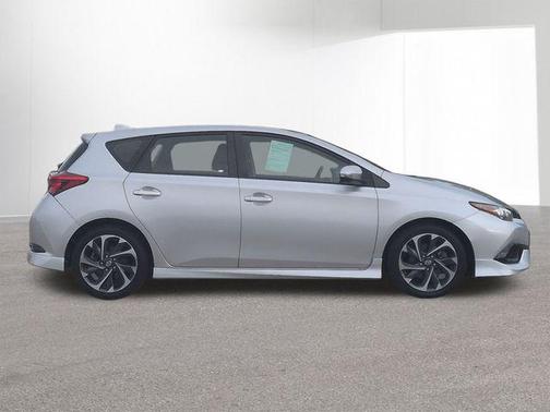 2016 Scion iM Base