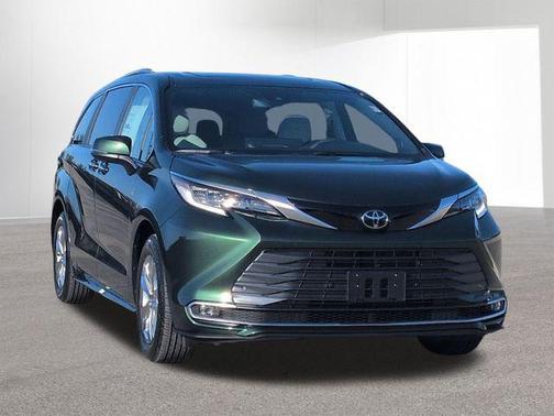 2026 Toyota Sienna Limited