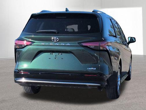 2026 Toyota Sienna Limited