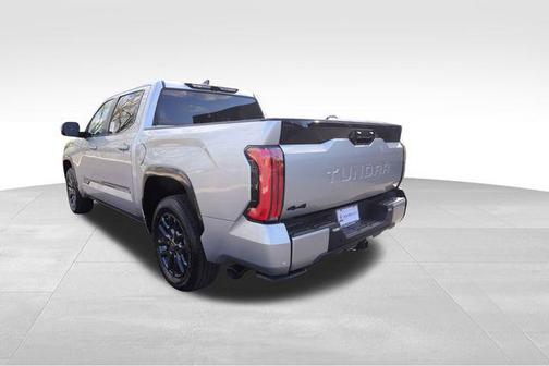 2025 Toyota Tundra Hybrid Platinum