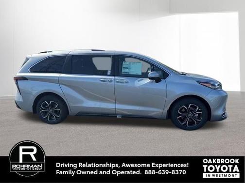 2025 Toyota Sienna Platinum 7 Passenger