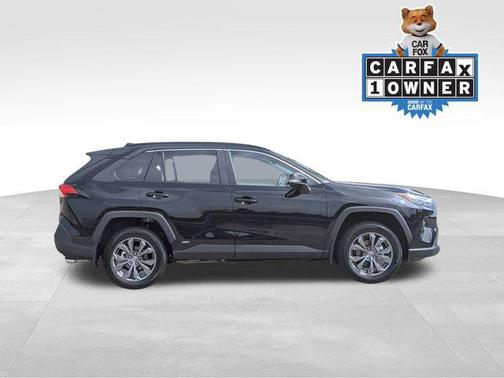 2025 Toyota RAV4 Hybrid XLE Premium
