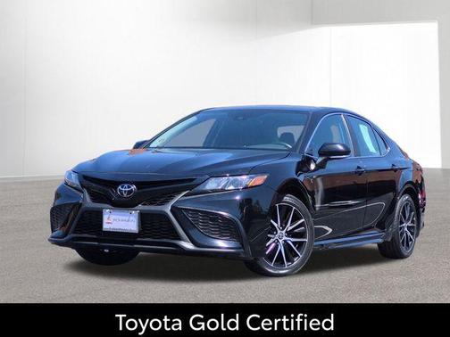 Midnight Black Metallic 2024 Toyota Camry SE