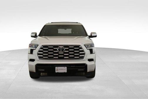 2025 Toyota Sequoia Base