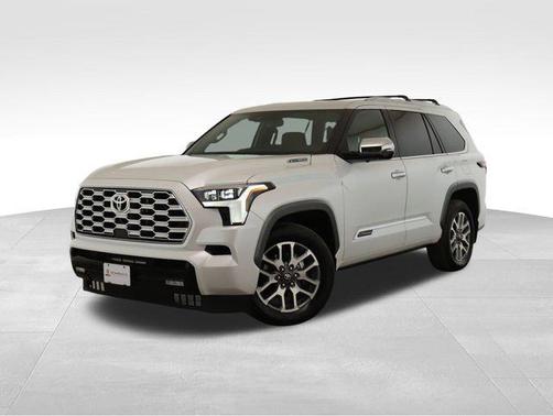 2025 Toyota Sequoia Base
