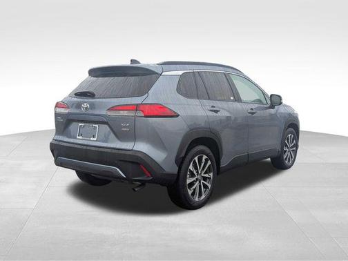 2025 Toyota Corolla Cross XLE