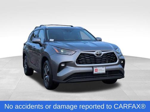 2025 Toyota Highlander XLE