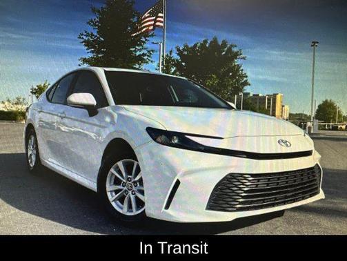 Ice Cap 2025 Toyota Camry LE