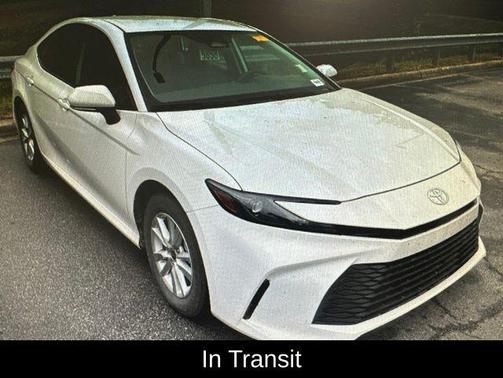 Ice Cap 2025 Toyota Camry LE