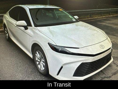 Ice Cap 2025 Toyota Camry LE