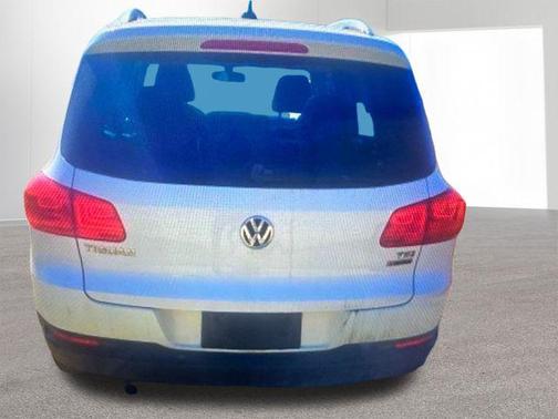 2017 Volkswagen Tiguan 2.0T Wolfsburg Edition