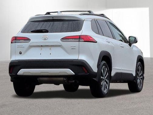 Wind Chill Pearl 2023 Toyota Corolla Cross XLE