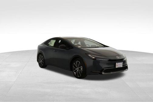 2025 Toyota Prius XLE