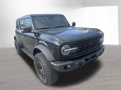 SHADOW BLACK 2023 Ford Bronco Wildtrak