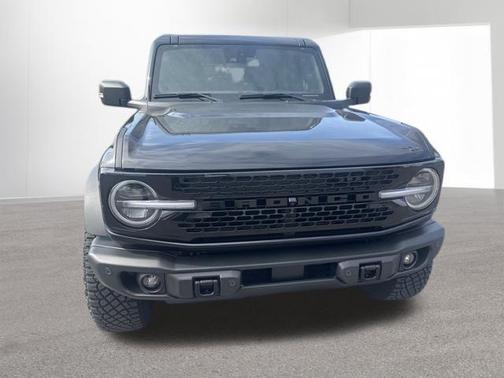 SHADOW BLACK 2023 Ford Bronco Wildtrak