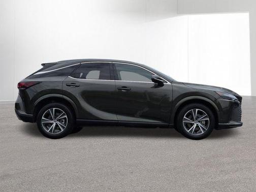 Nori Green Pearl 2023 Lexus RX 350 Premium
