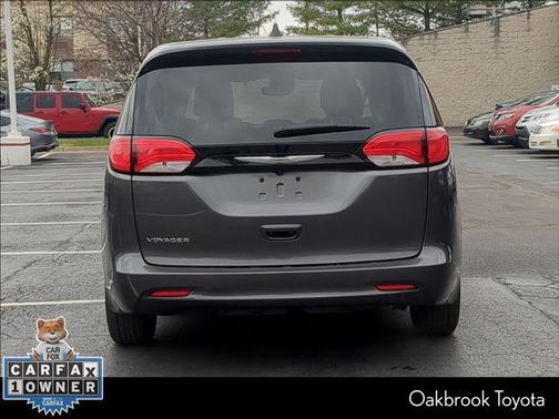 2023 Chrysler Voyager LX
