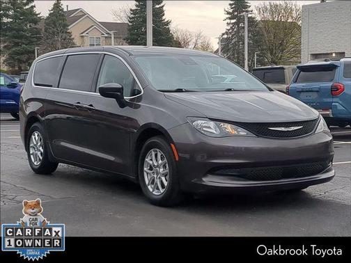2023 Chrysler Voyager LX