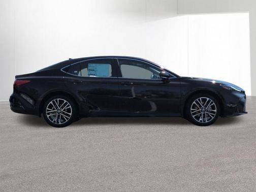Midnight Black Metallic 2026 Toyota Camry XLE