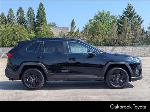 2021 Toyota RAV4 Hybrid XLE