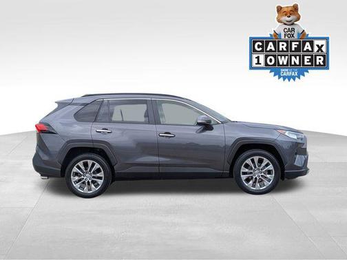 2020 Toyota RAV4 Limited