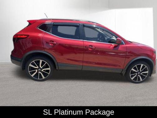 Palatial Ruby 2017 Nissan Rogue Sport SL
