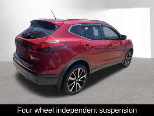Palatial Ruby 2017 Nissan Rogue Sport SL