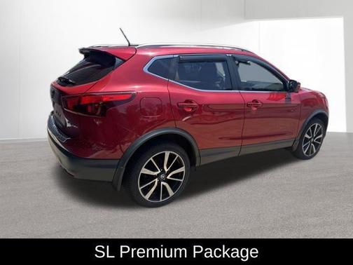 Palatial Ruby 2017 Nissan Rogue Sport SL