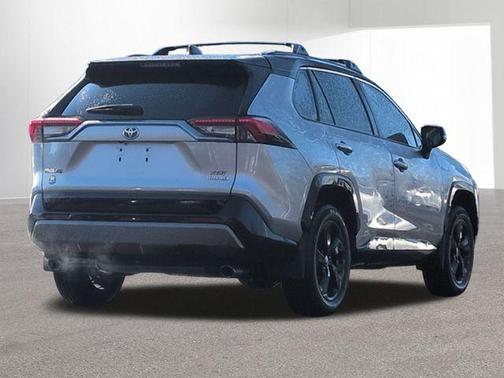 2021 Toyota RAV4 Hybrid SE