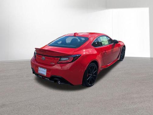 2025 Toyota GR86 Premium