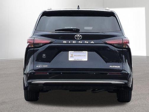 Blueprint 2026 Toyota Sienna Platinum