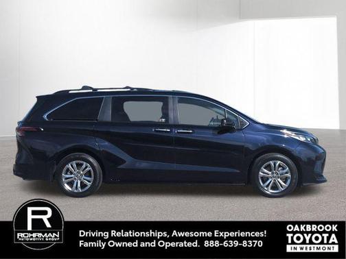 2022 Toyota Sienna XSE 7 Passenger