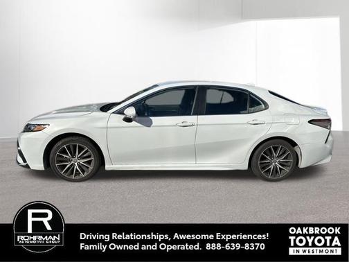 2023 Toyota Camry SE