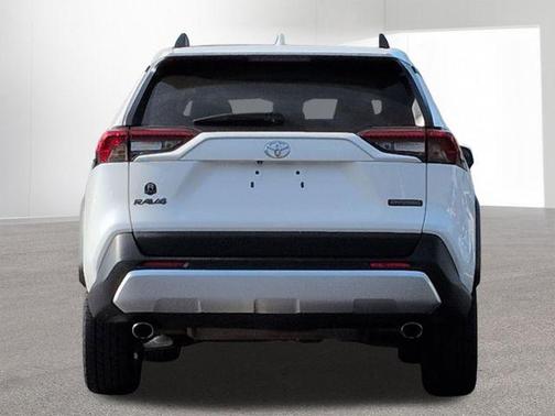 Ice Cap 2024 Toyota RAV4 Adventure