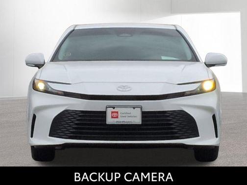 Ice Cap 2025 Toyota Camry LE