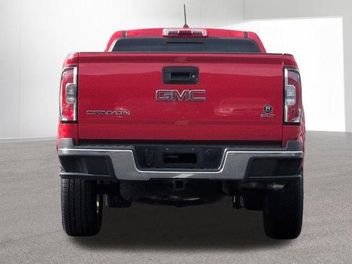 Cardinal Red 2015 GMC Canyon SLT