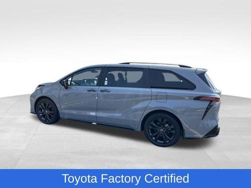 2025 Toyota Sienna XSE 7 Passenger