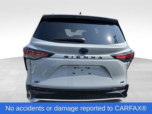 2025 Toyota Sienna XSE 7 Passenger