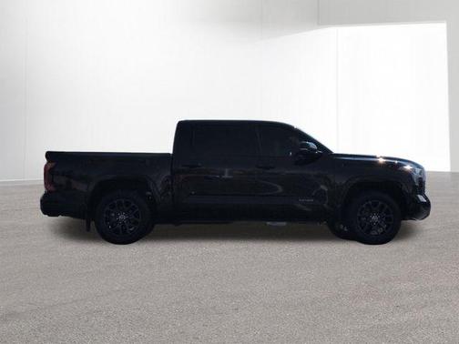 Midnight Black Metallic 2022 Toyota Tundra Platinum
