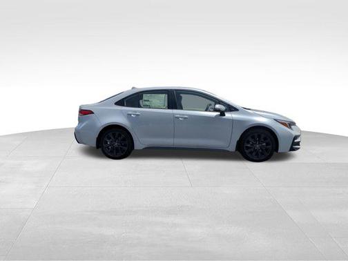 2025 Toyota Corolla Hybrid SE