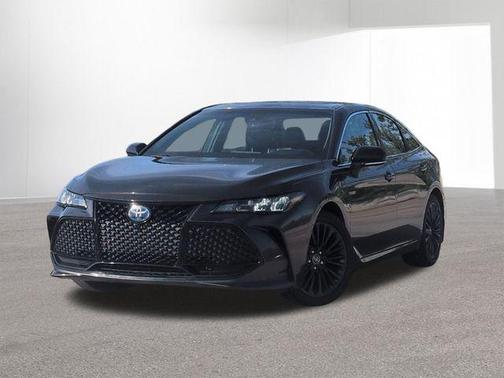 2020 Toyota Avalon Hybrid XSE