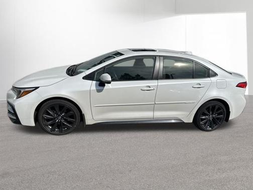 2023 Toyota Corolla Hybrid SE