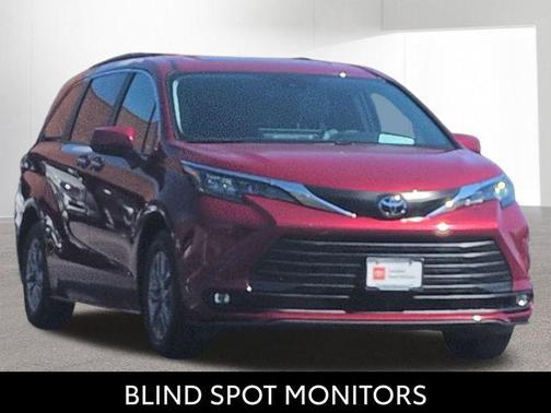 Ruby Flare Pearl 2026 Toyota Sienna XLE