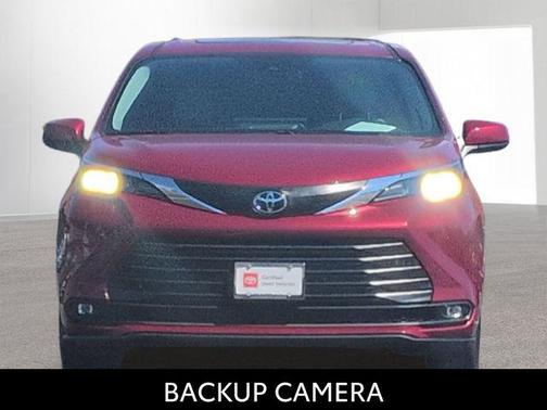 Ruby Flare Pearl 2026 Toyota Sienna XLE